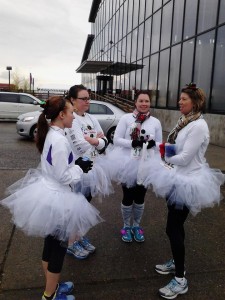 Santa Runs Tacoma Frosty 5K Race Report | Mom vs. Marathon